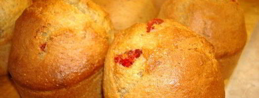 творожно-кукурузные маффины с бананами и клубникой. Шаг 5