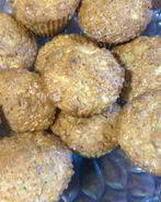 Яблочные маффины с орехами