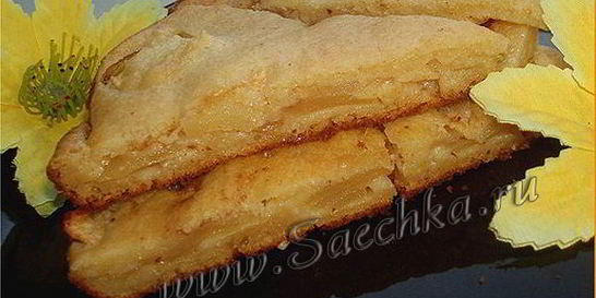 Манник с яблоками