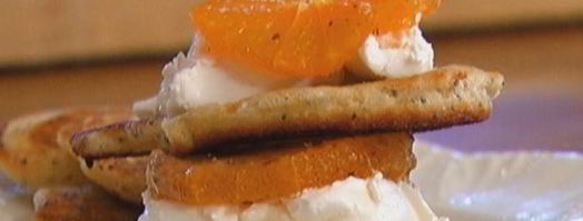 ароматные оладьи с маком и мандаринами. Шаг 8