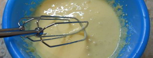 бисквитные оладьи с черникой. Шаг 2