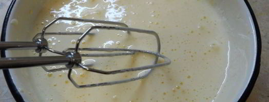 бисквитные оладьи с черникой. Шаг 3