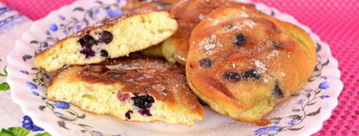 бисквитные оладьи с черникой. Шаг 8