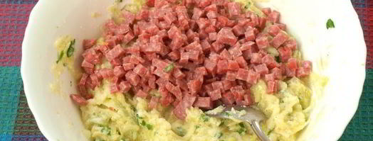 кабачковые оладьи с колбасой. Шаг 3