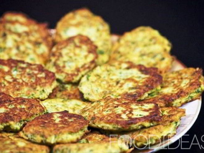 Рецепт кабачковых оладий с манкой