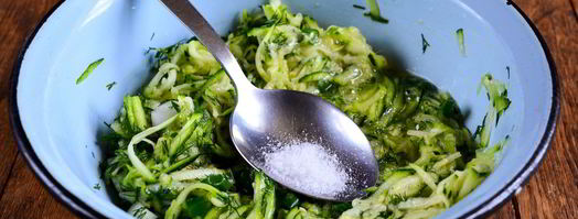 кабачковые оладьи с сыром. Шаг 4