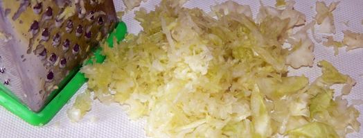 капустные оладьи из капусты. Шаг 2