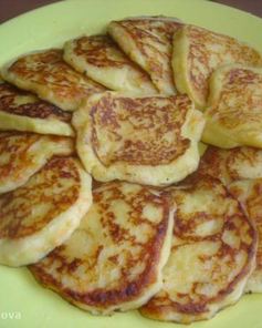 Картофельные оладушки с луком и морковью