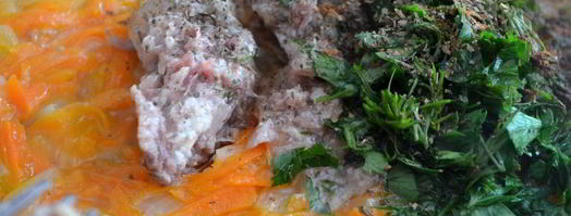 картофельные оладьи с тушенкой. Шаг 3