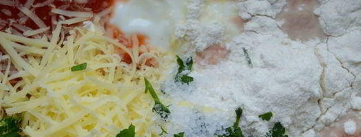 картофельные оладьи с тушенкой. Шаг 4