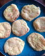 Картофельные оладьи с творогом