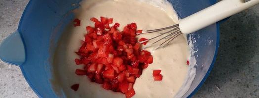 клубничные оладьи. Шаг 3