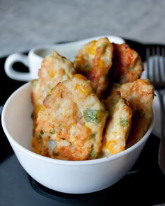 Куриные оладьи с кукурузой и фасолью