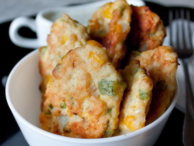 Рецепт куриных оладий с кукурузой и фасолью