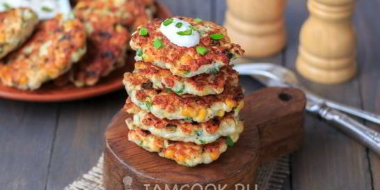 Куриные оладьи с кукурузой