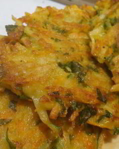 Морковно-картофельные оладьи