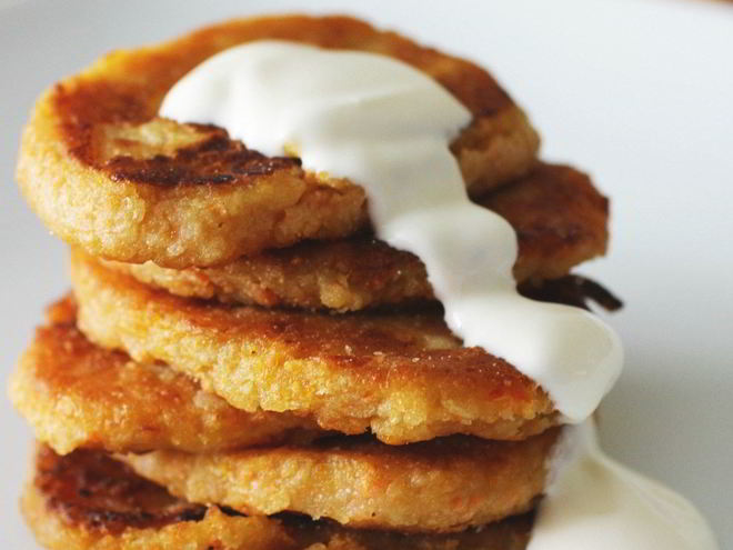 Рецепт морковна-яблочных оладьи с геркулесом