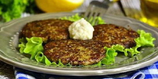 Мясные оладьи