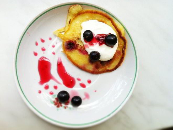 Рецепт оладушек с черной смородиной