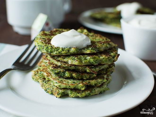 Рецепт оладий из брокколи в духовке