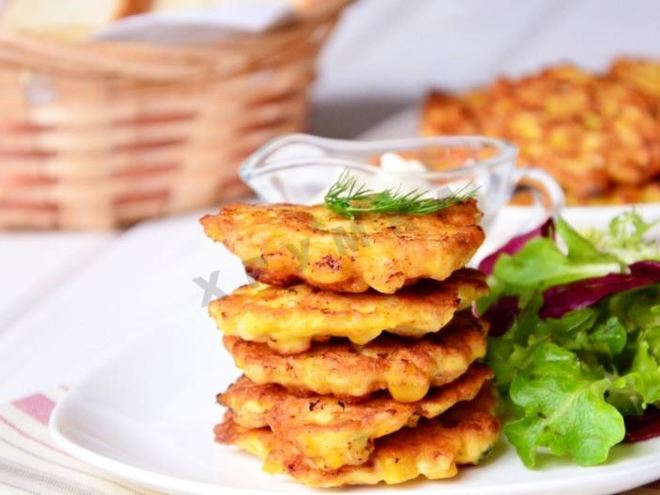 Рецепт оладий из курицы и кукурузы