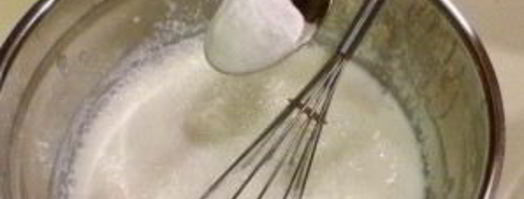 оладьи кефирные. Шаг 2