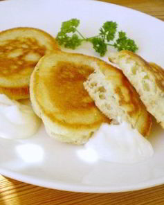 Оладьи на кефире и дрожжах