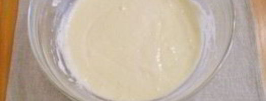 оладьи на кефире и дрожжах. Шаг 3