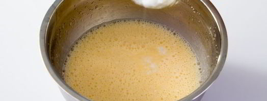 оладьи на кислом молоке. Шаг 4