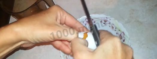 оладьи на ряженке пышные быстро и вкусно. Шаг 3