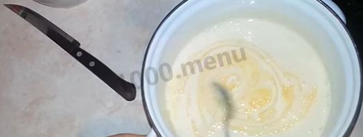 оладьи на ряженке пышные быстро и вкусно. Шаг 4