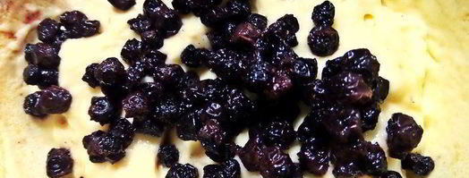 оладьи с черникой и шоколадом. Шаг 3