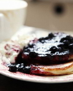 Оладьи с черникой