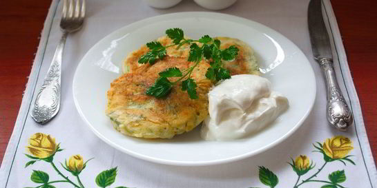 Оладьи с сыром и зеленью