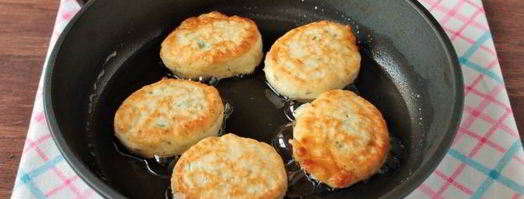 оладьи с сыром на кефире. Шаг 10