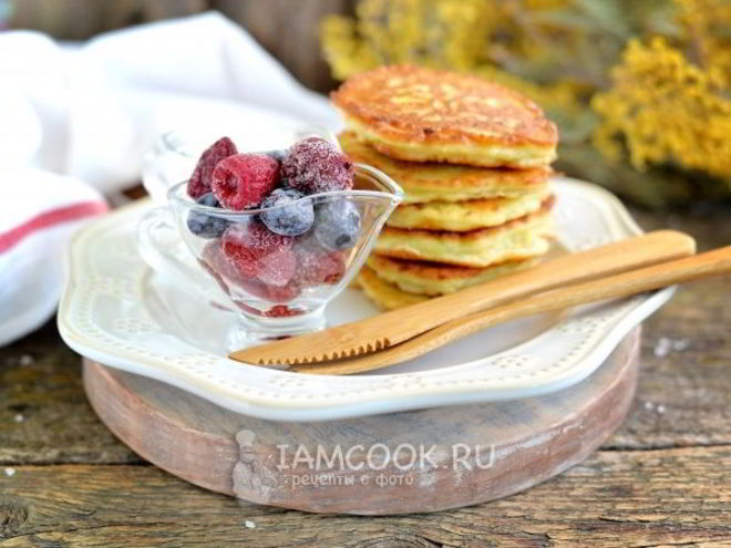 Рецепт оладий с яблоком и кабачком