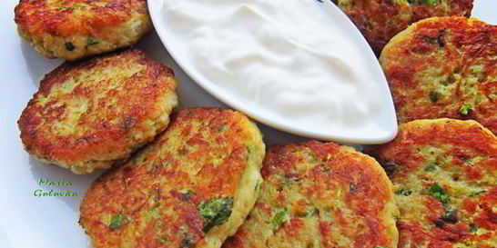 Овощные оладьи с мясом