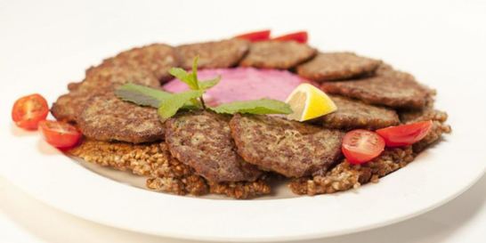 Печеночные оладьи с сельдереем