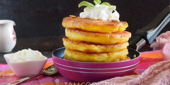 Пышные оладьи с тыквой на кефире