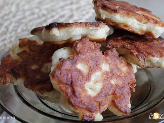 Рецепт яблочных дрожжевых оладий