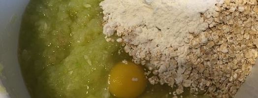 яблочные оладьи с кабачком. Шаг 4