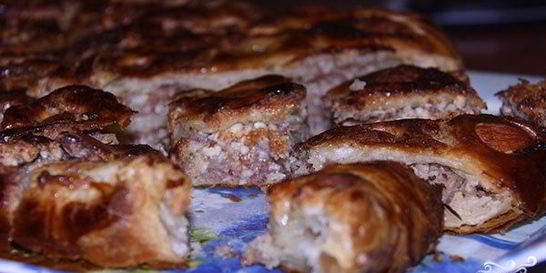 Пахлава из слоеного теста