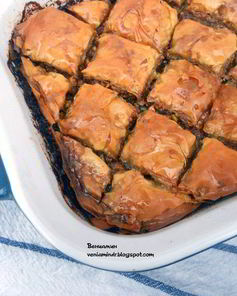 Пахлава с фисташками и апельсиновой водой