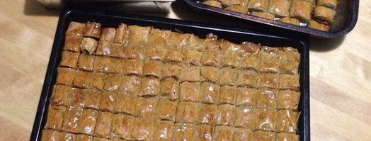 пахлава с грецкими орехами из теста фило. Шаг 10