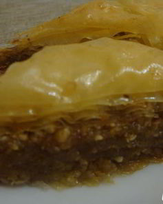 Пахлава с медом и лимонным соком