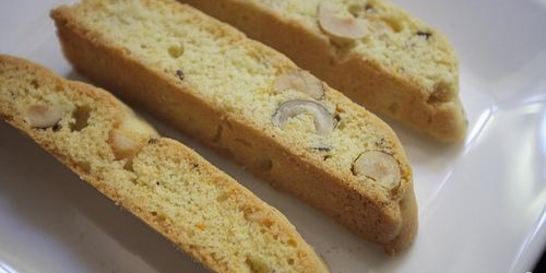 Апельсиновые бискотти с орехами