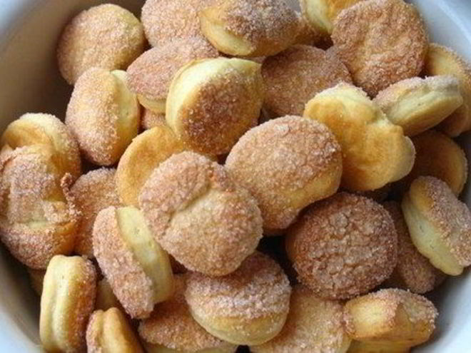 Рецепт быстрого слоеного печенья на сметане