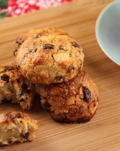 Орехово-шоколадное печенье с морской солью