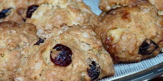 Овсяное печенье с клюквой и белым шоколадом