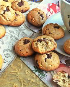 Овсяное печенье с шоколадом и арахисом